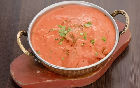 Butter-Chicken-En-Krydret-Indisk-Delikatesse